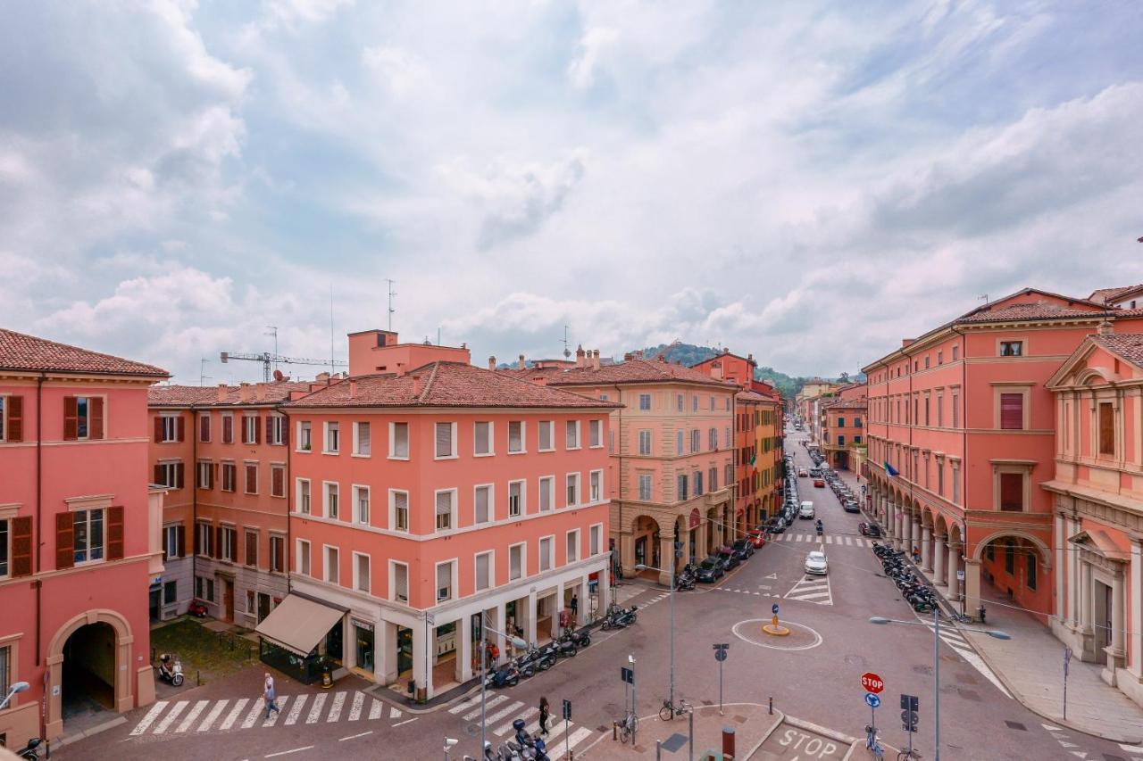 Attico Di Via D'Azeglio Bed and Breakfast Bologna Eksteriør billede